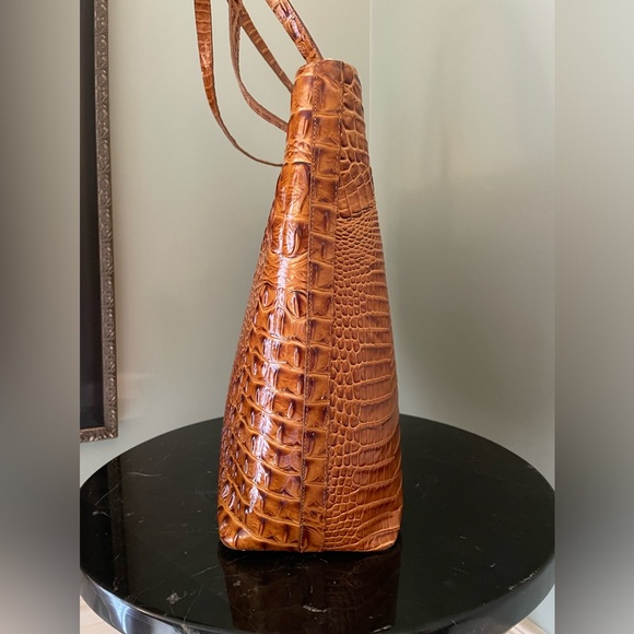 BRAHMIN ‘MISHA’ TOTE…LIKE NEW!! - Picture 4 of 14